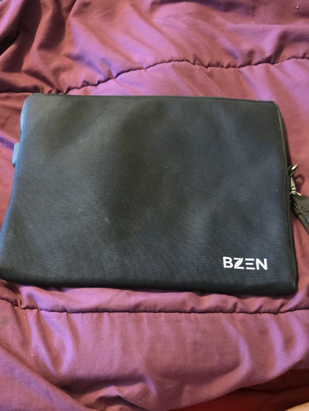 BZEN TABLET WRISTLET
